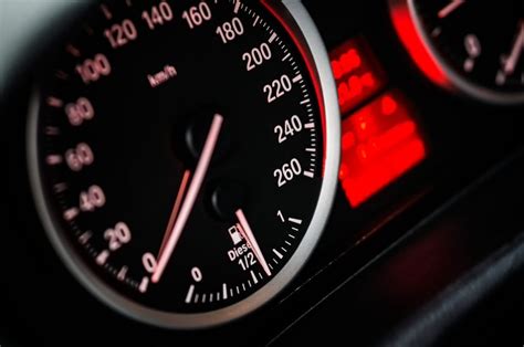 What The Most Common Car Warning Lights On Your Cars Dashboard Mean