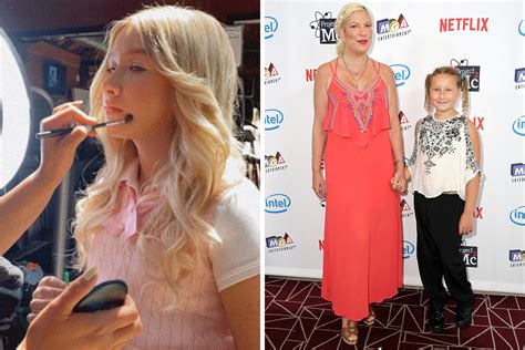 Tori Spelling S Daughter Stella 13 Looks Unrecognizable With Long Blond Hair As She Models For