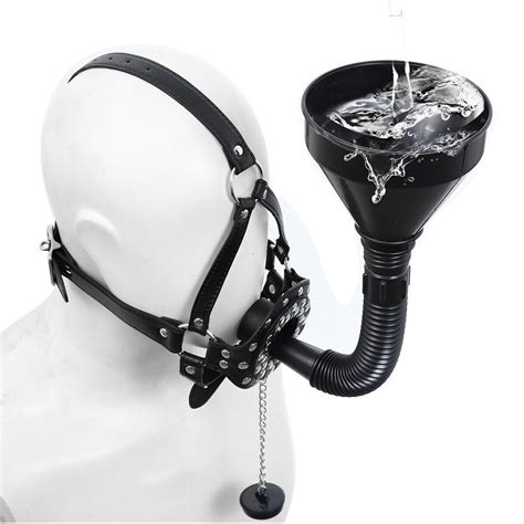 Bondage Pissgag Maske mit Trichter Stöpsel Fetisch Mundknebel Sexspielzeug eBay