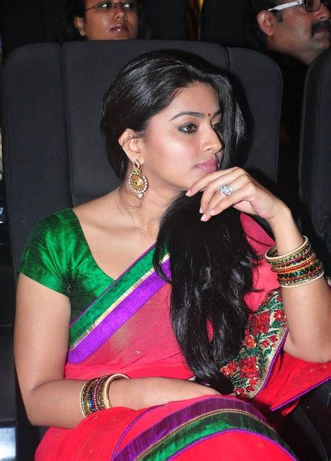 Actress Pictures Tamil Actress Sneha Saree Photos At Viththagan Audio