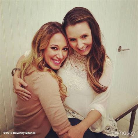 Haylie Duff And Beverley Mitchell Best Friends Sandy And Lucy On 7th