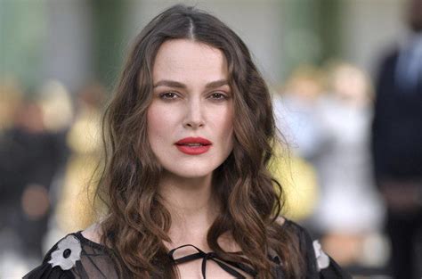 We did not find results for: Pregnant Keira Knightley was surprised by light curls on ...