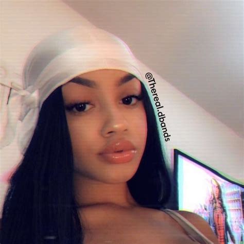 Pin By 𝕊𝕨𝕖𝕖𝕥 𝕥𝕠𝕠𝕥𝕙 On Headwear Baddie Hairstyles Light Skin Girls