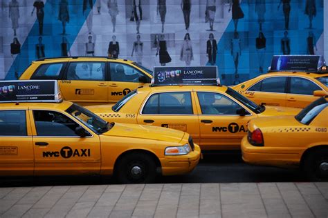 Waave brings back nyc cabs. Uber and Lyft cars now outnumber yellow cabs in NYC 4 to 1 ...