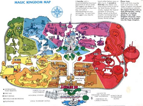 Theme Park Brochures Walt Disney World - Magic Kingdom - Theme Park Brochures