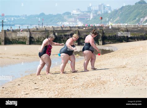 Fat Women On Beach Hi Res Stock Photography And Images Alamy