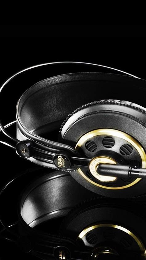 Studio Headphones Black Gold Iphone 5s Wallpaper