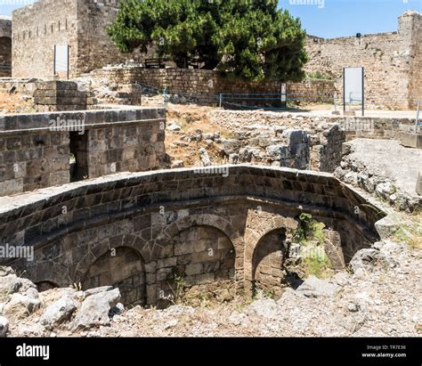 Citadel Of Raymond De Saint Gilles Tripoli Lebanon Stock Photo Alamy