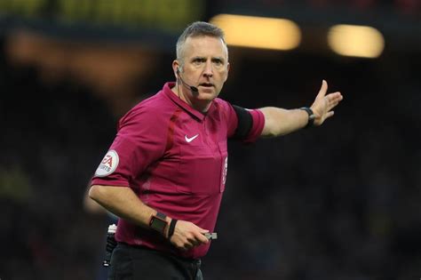 Congratulations to #premierleague referee chris kavanagh who has just today been promoted to the fifa list of. ΠΛ: Οι διαιτητές της 26ης αγωνιστικής | Premier League Fans GR