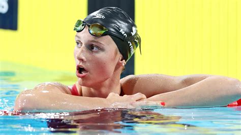 canadian teenager summer mcintosh breaks ariarne titmus 400 metres freestyle world record the