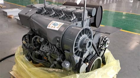 Deutz 4 Cylinder Air Cooled Engine Diesel Engine With Clutch F4l912