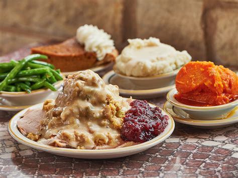 The different layers include turkey and potatoes, gravy, bread sauce. Craig's Thanksgiving Dinner In A Can Buy - Veterans ...