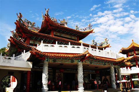 Photo gallery of the best chinese temples in georgetown, penang island (pulau pinang) malaysia. Thean Hou Temple - Temple in Kuala Lumpur - Thousand Wonders