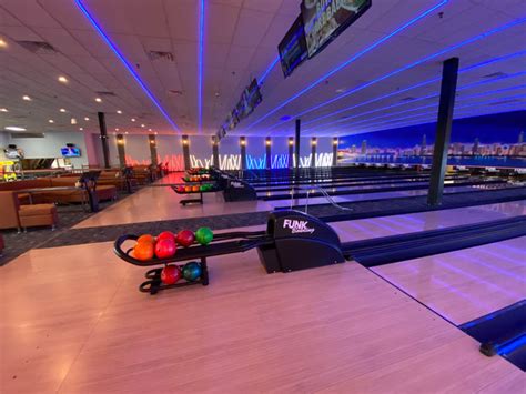 Bowling Alley Installation In Illinois With Custom Seating