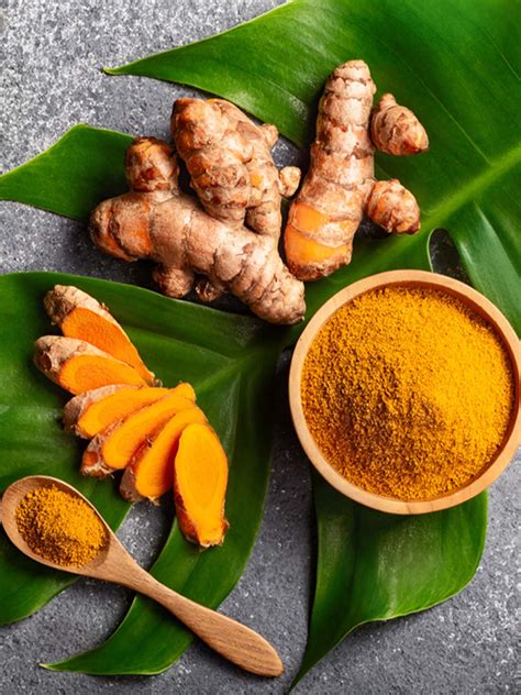 7 Benefits Of Turmeric For Skin And How To Use It