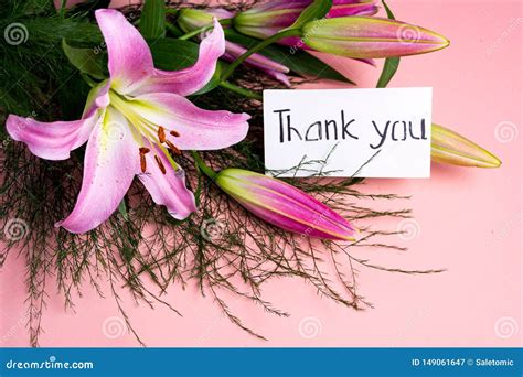 Thank You Messages For Receiving Flowers