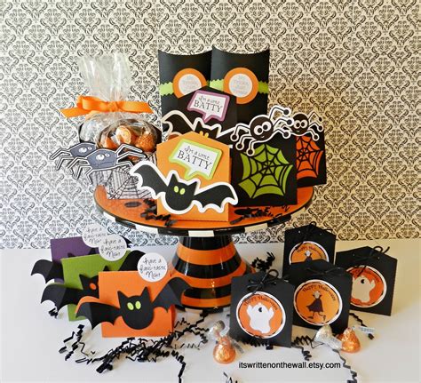 Its Written On The Wall Lots Of Halloween Treat Boxes For Party