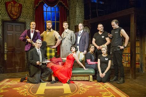 The Play That Goes Wrong Tickets And Review Time Out London