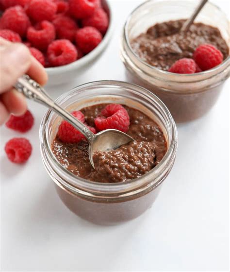 Chocolate Chia Seed Pudding Only 4 Ingredients Detoxinista