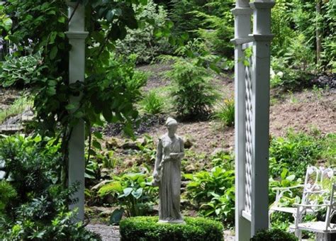 Garden Statues Tips To Make Them Look Stunning In Your Yard Decoist