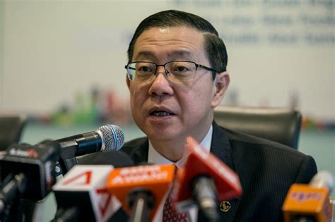 Former finance minister lim guan eng pleaded not guilty at the butterworth sessions court on tuesday (aug 11) to a charge of. Guan Eng: Penurunan IHP Sebanyak 0.7% Bukti
