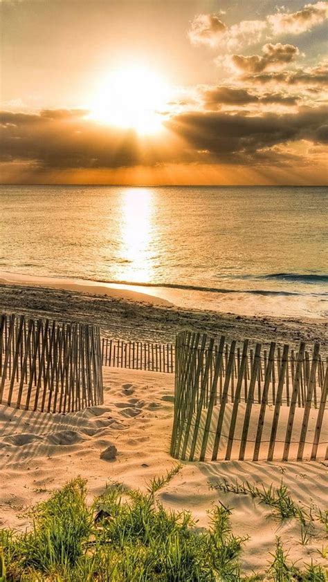 Pin By Christy Hough On Hu Beach Beautiful Sunset Sunset