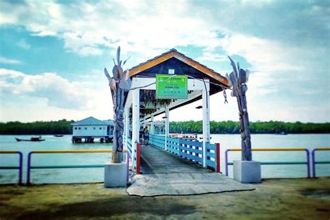 Of course, the best part of the village tour is the picturesque coastal fishing village of bagan teochew, one of the districts in pulau ketam comprising jalan besar, jalan timur, sungai satu, sungai dalam and sungai seberang. Pulau Ketam (Crab Island) Tour from Kuala Lumpur including ...