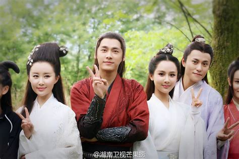 Xiao fan falls in love with bi yao (zhao li ying), the daughter of the ghost king (fu cheng peng). Legend of Chusen/Noble Aspirations Official thread **FULL ...