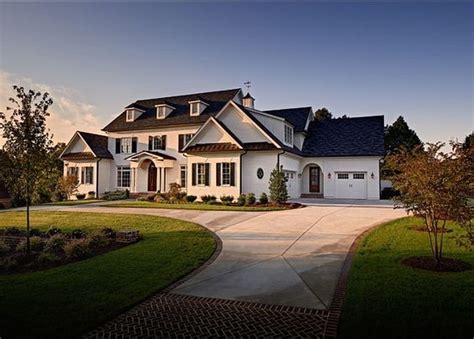 30 Popular Traditional Home Design Exterior Ideas Home Design