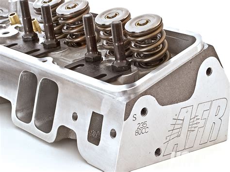 The History Of Sbc Cylinder Heads 46 Off