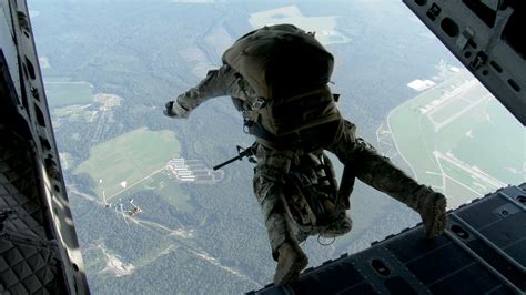 Airborne Special Forces Test New Parachute Navigation System At Ft