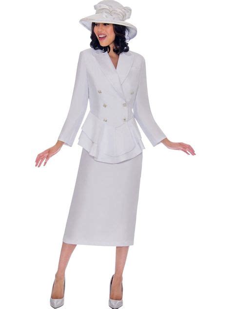 White Gmi Skirt Suit Perfect For Sunday Church Weddings Holidays