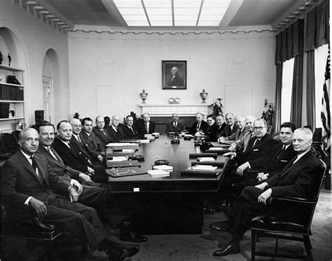 Random history or clickable quiz. Cabinet Room - White House Museum
