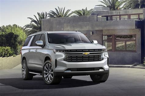 2022 Chevrolet Suburban Review Trims Specs Price New Interior