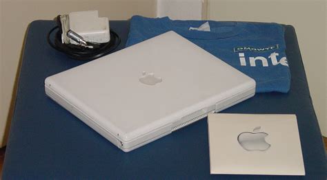burning iBook for sale! *^_^* :: geek technique