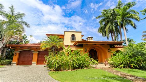 Luxury Home In The Upscale Las Olas Community Of Dominical