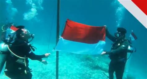 Pengibaran Bendera Merah Putih Di Bawah Laut Taman Nasional Taka Bone My Xxx Hot Girl