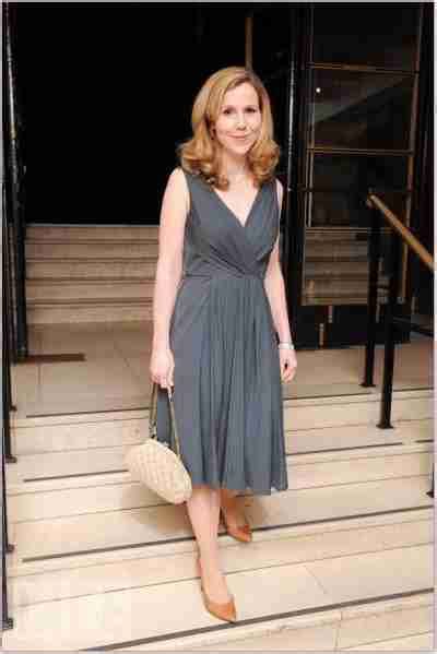 Sally Phillips Height And Body Measurements 2024