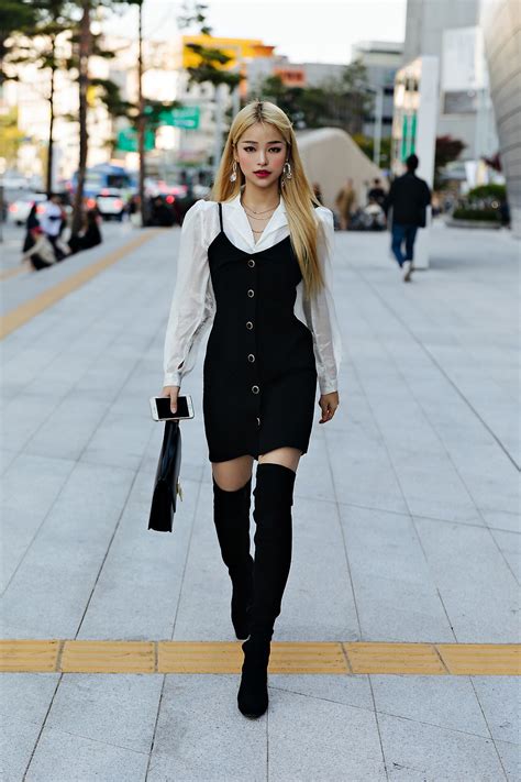 seoul fashion week streetwear womens 2019ss 5day 13 옷 스타일 여성 거리 스타일 패션