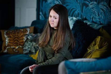 Eastenders Spoilers Stacey Slater Collapses What To Watch