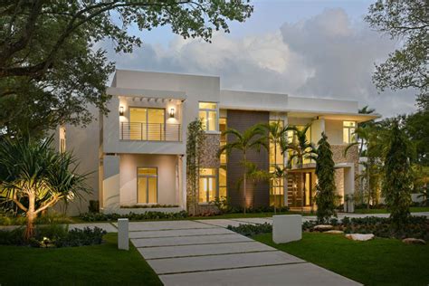 Building a home can at first seem like a daunting experience for many, but rest assured that we will offer expert advice, guidance and ongoing support as part of our service to you. Best Custom Home Builders in Florida Home Builder Digest