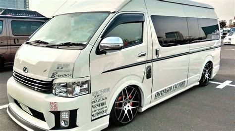 Toyota hiace combines legendary durability, unrivalled reliability and a punchy, responsive drive. Toyota Hiace Modified Photo Gallery #6/10