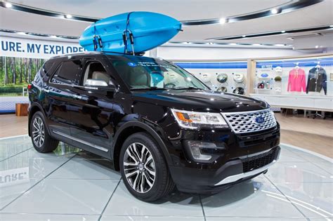 A Driving Force The All New 2017 Ford Explorer Autoversed