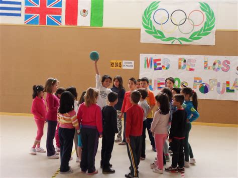 Check spelling or type a new query. PES CEIP ALCES 2018-2019: HOY, DÍA DE JUEGOS DE PELOTAS