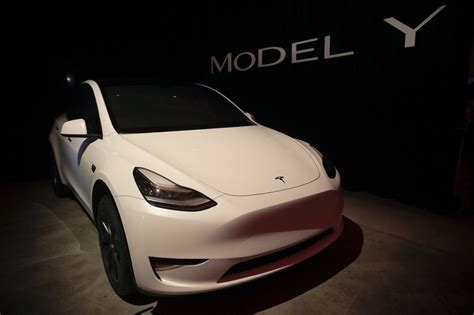 Tesla Model Y Elon Musk Stellt Suv Vor Manager Magazin