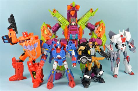 Tfw2005s Botcon 2014 Exclusives In Hand Galleries Part 1