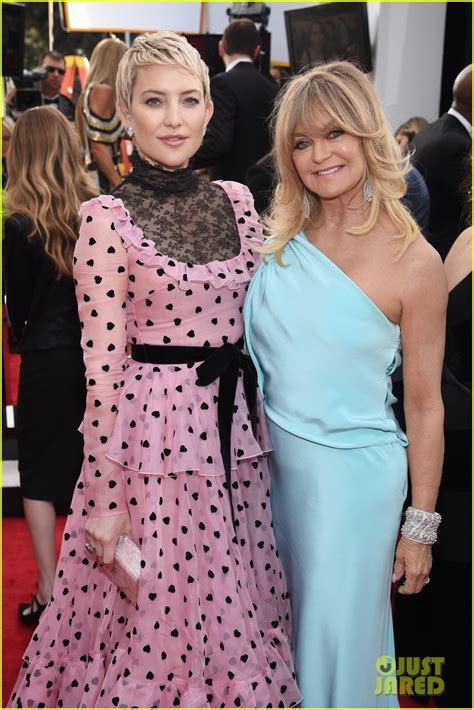 Kate Hudson And Goldie Hawn Have A Mother Daughter Moment At Sag Awards 2018 Photo 4018507