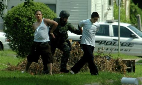 Beaumont Police Departments Swat Takes Five Men Into Custody