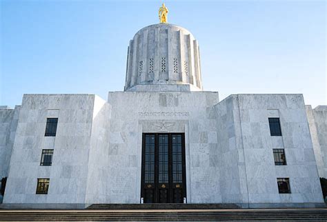 Oregon State Capitol Stock Photos Pictures And Royalty Free Images Istock