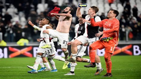 May 31, 2021 · — الدوري الإيطالي (@seriea_ar) may 31, 2021 وأضاف الحساب أن لاعب الفيولا تفوق على بقية منافسيه، بسبب تسجيله لـ21 هدفا في الكالتشيو هذا الموسم، إضافة لمساهمته في صناعة 46 فرصة للتسجيل، كما أن مؤشر. ترتيب الدوري الإيطالي ونهاية الجولة 18 فريق ميلان في صدارة ...
